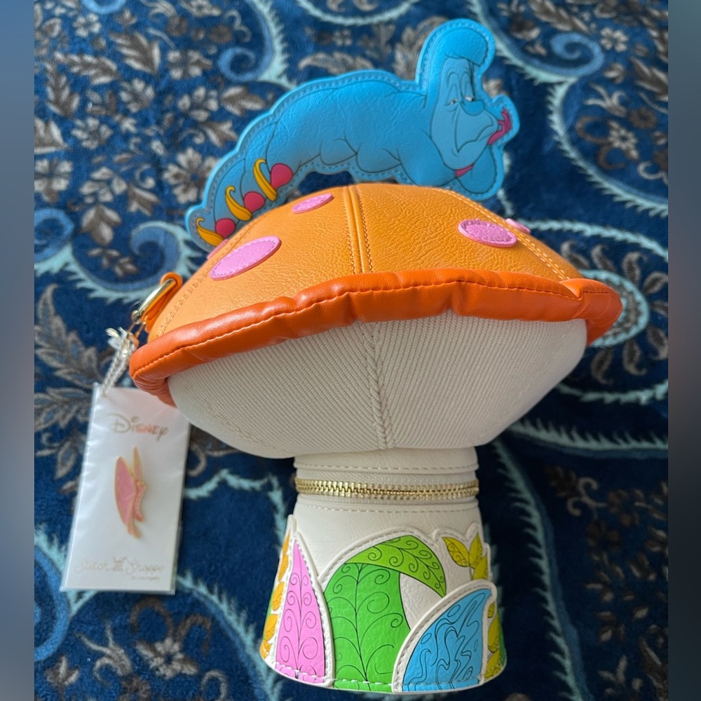 Loungefly Alice in Wonderland Mushroom bag